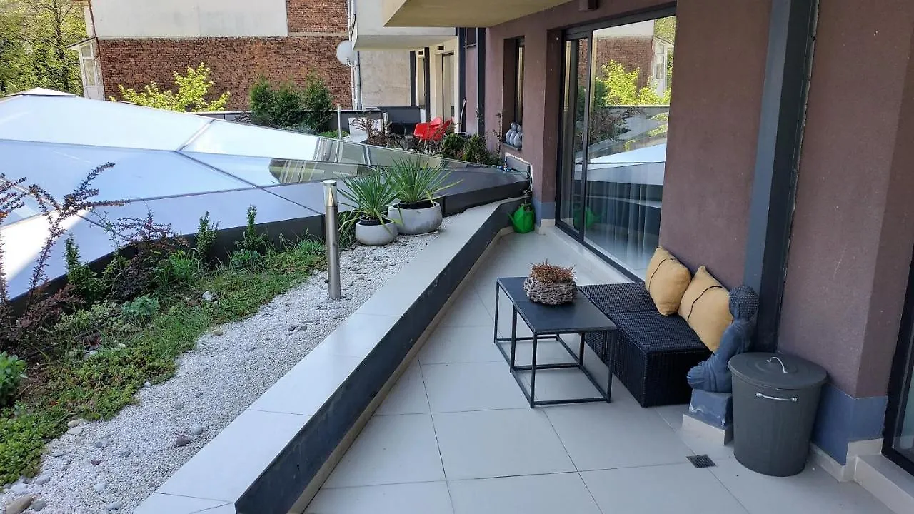 Baratero Club Apartments Private Parking Ev Points Sofia 0*,